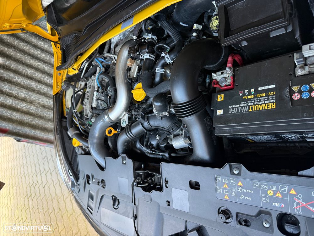 Renault Clio TCe 220 EDC R.S. Trophy - 9