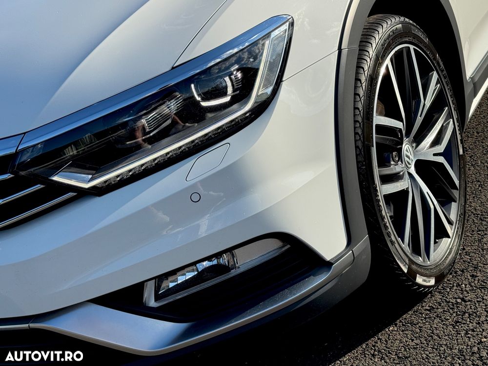 Volkswagen Passat Alltrack 2.0 TDI DSG 4Motion - 11