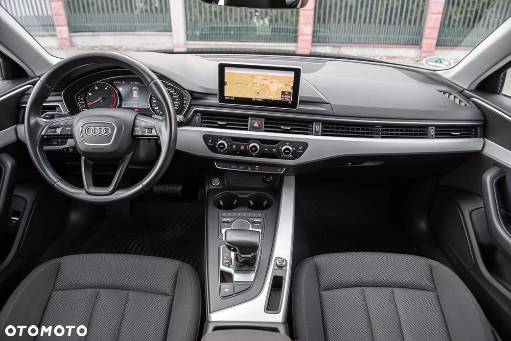 Audi A4 Avant 2.0 TDI S tronic design - 28