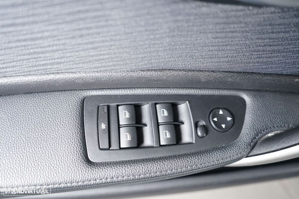 BMW 118 d - 19