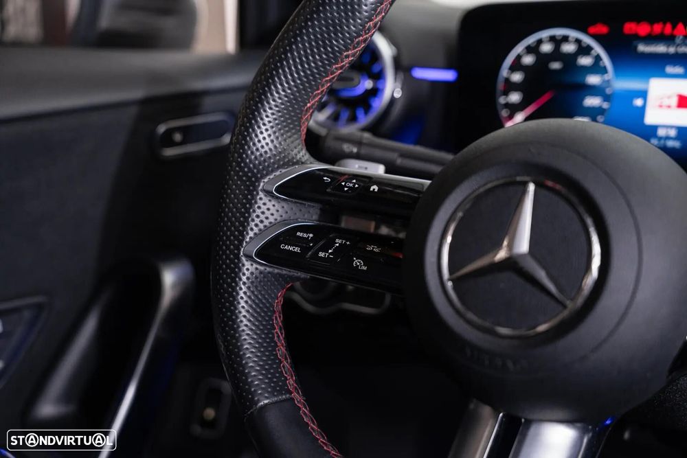 Mercedes-Benz A 250 Limousine - 20
