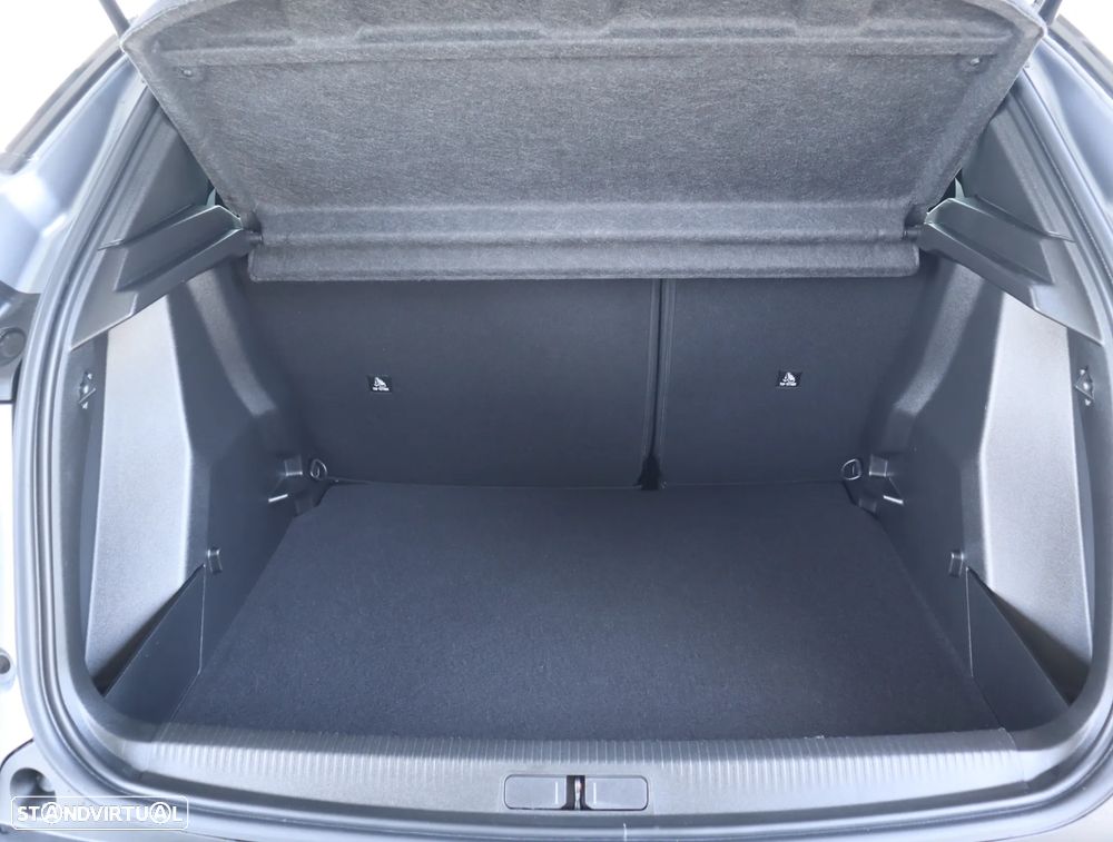 Peugeot 2008 1.2 PureTech Style - 48