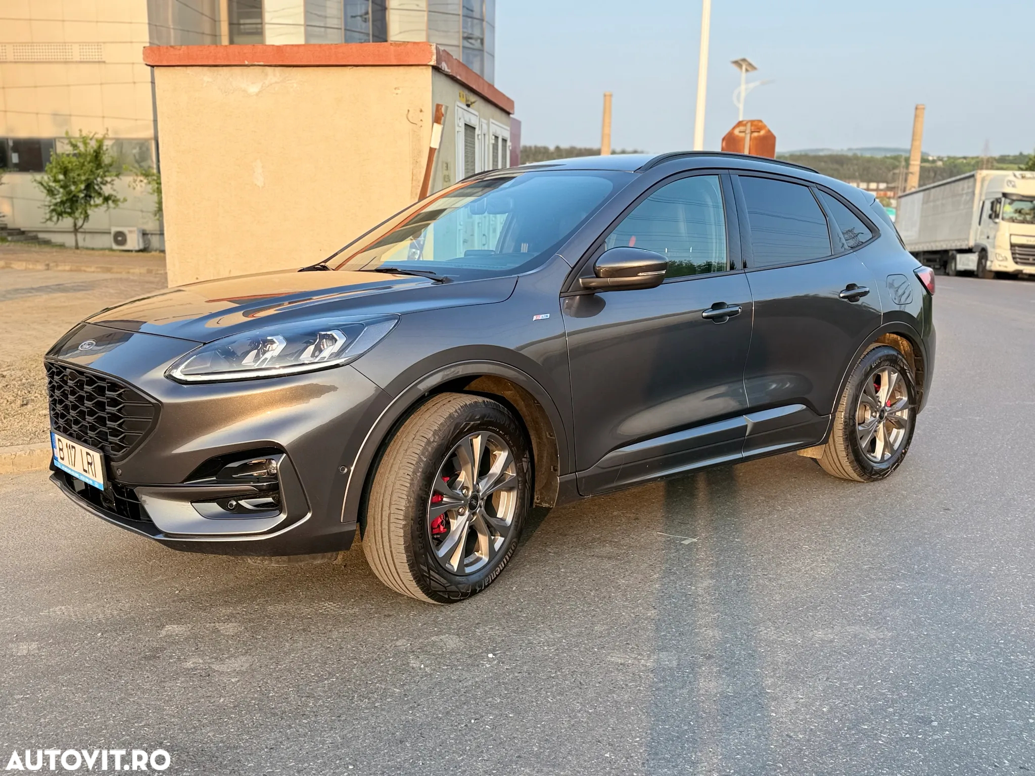 Ford Kuga 2.0 EcoBlue A8 AWD ST Line X - 10