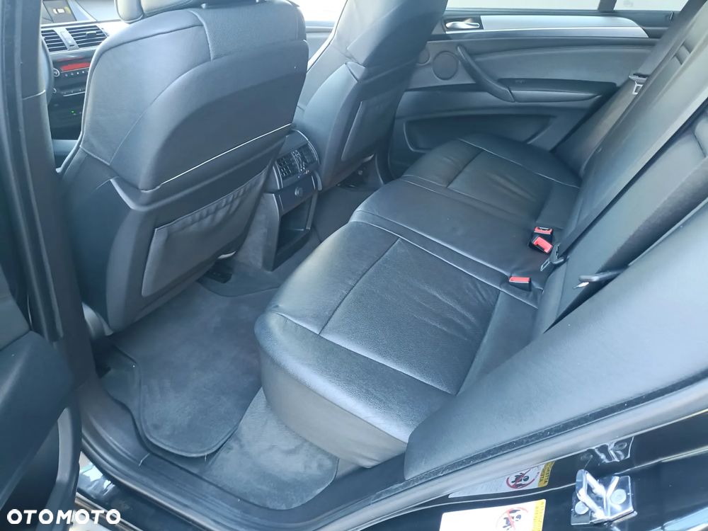 BMW X5 3.0sd - 25