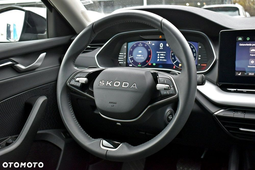 Skoda Octavia 1.5 TSI mHEV Selection DSG - 18