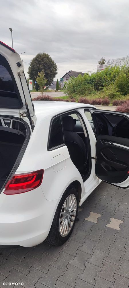 Audi A3 Sportback 1.6 TDI Sport - 15