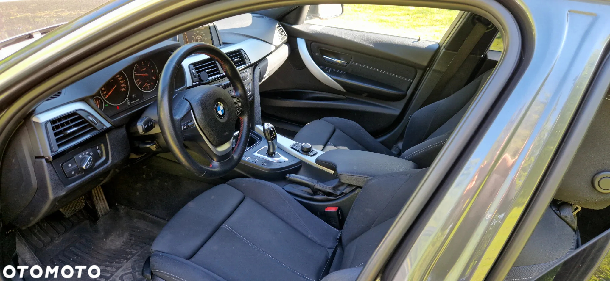BMW Seria 3 318d DPF Touring Edition Sport - 5