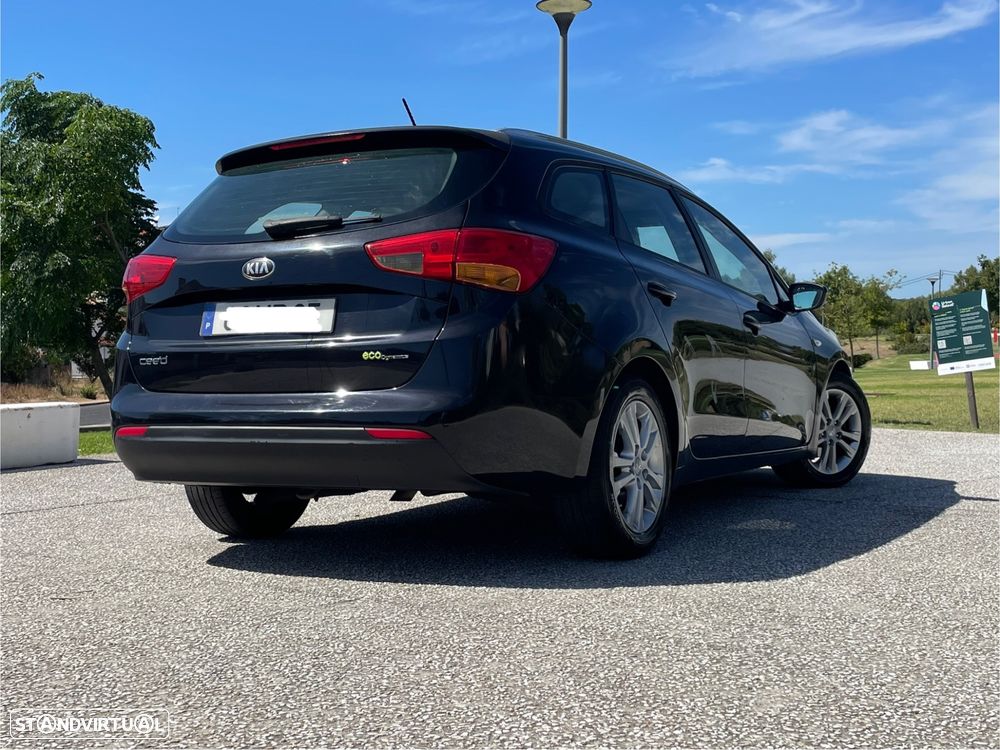 Kia Ceed SW 1.4 CRDi ECO - 18