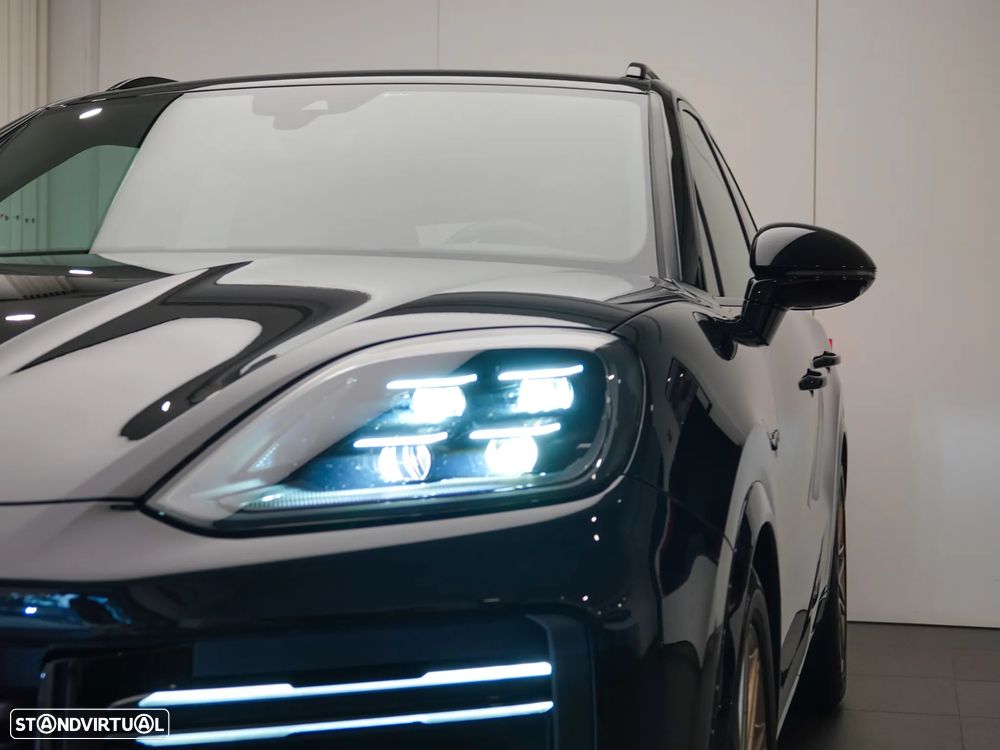Porsche Cayenne Turbo E-Hybrid - 9
