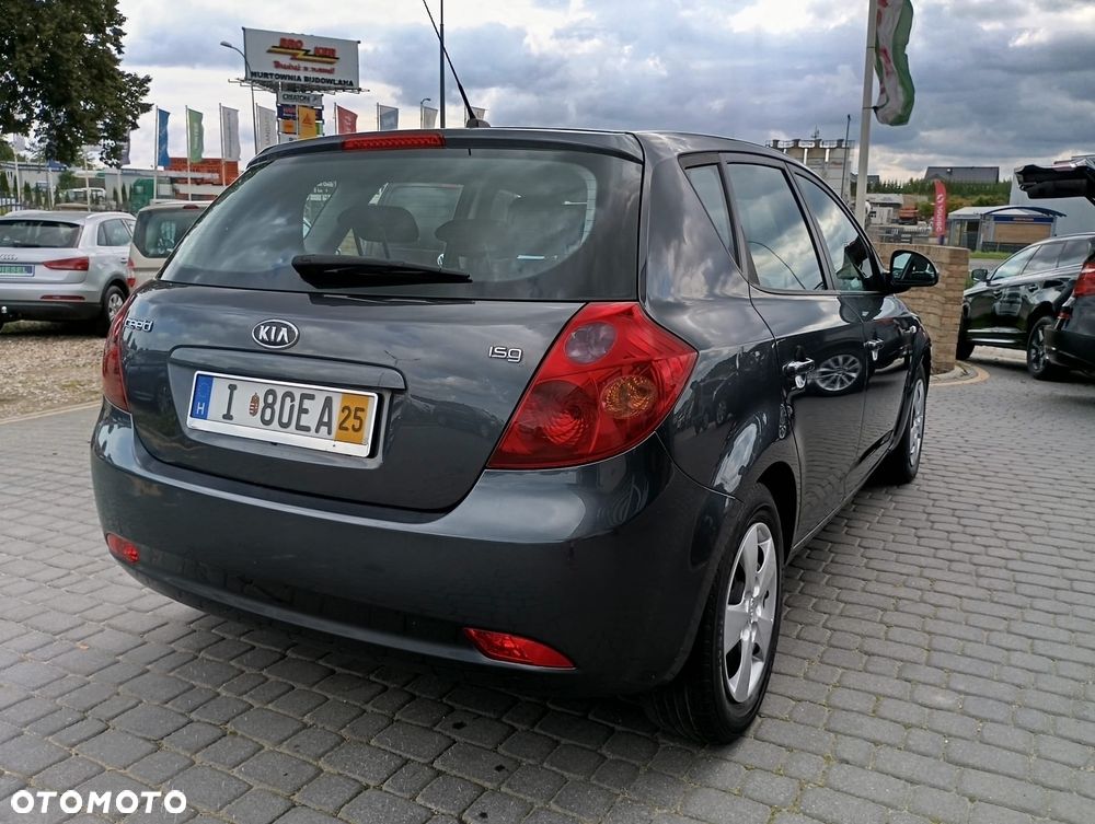 Kia Ceed 1.4 CVVT Attract - 7