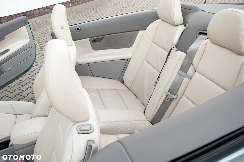 Volvo C70 2.4i Summum - 6