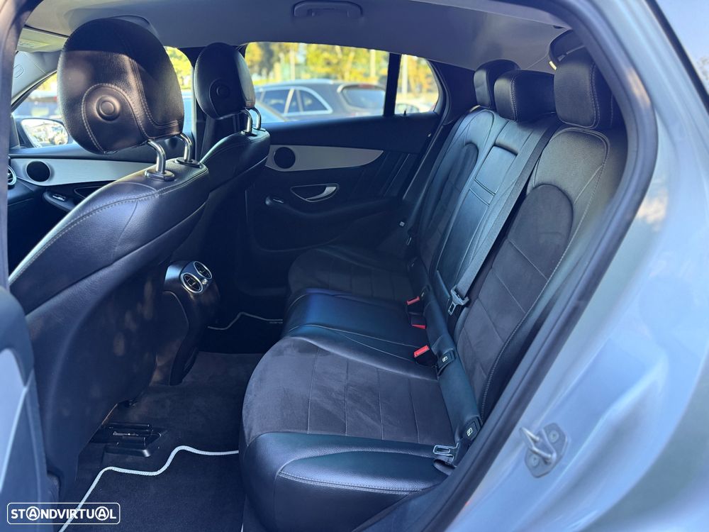 Mercedes-Benz GLC 250 d 4Matic 9G-TRONIC AMG Line - 17