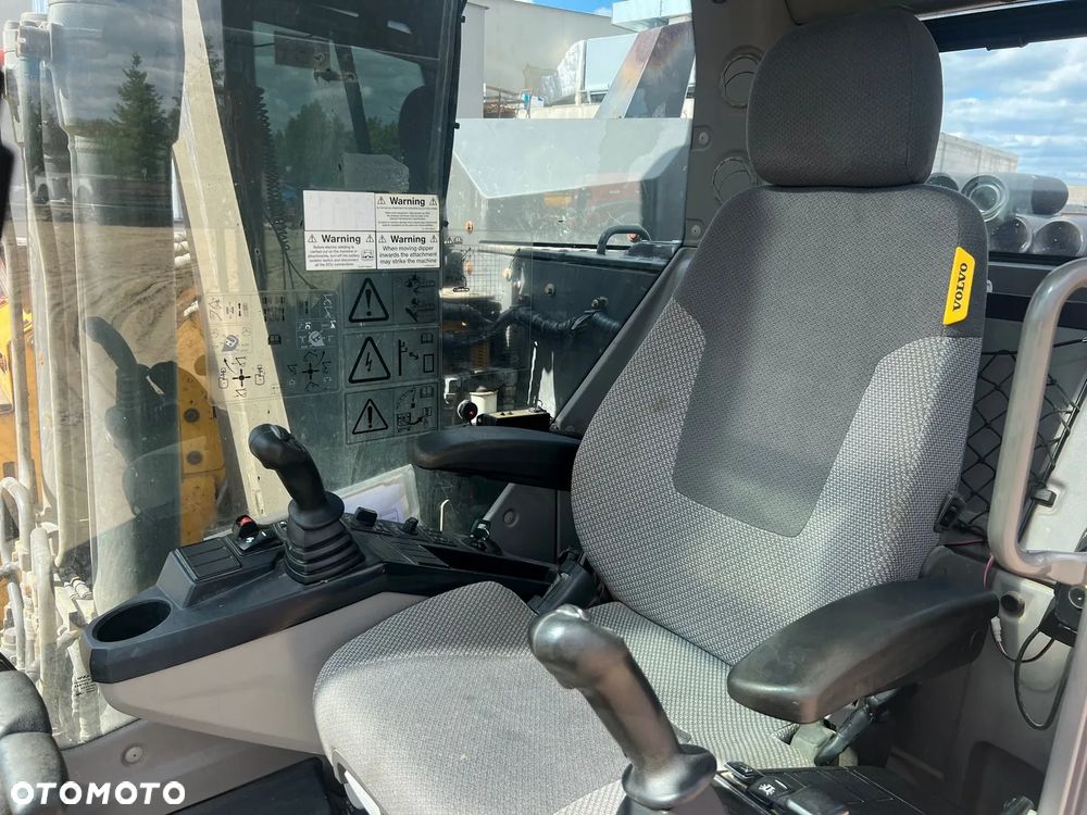 Volvo ECR145EL - 24