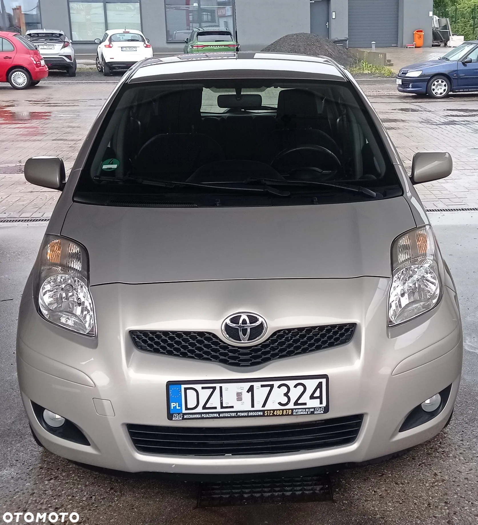 Toyota Yaris - 5