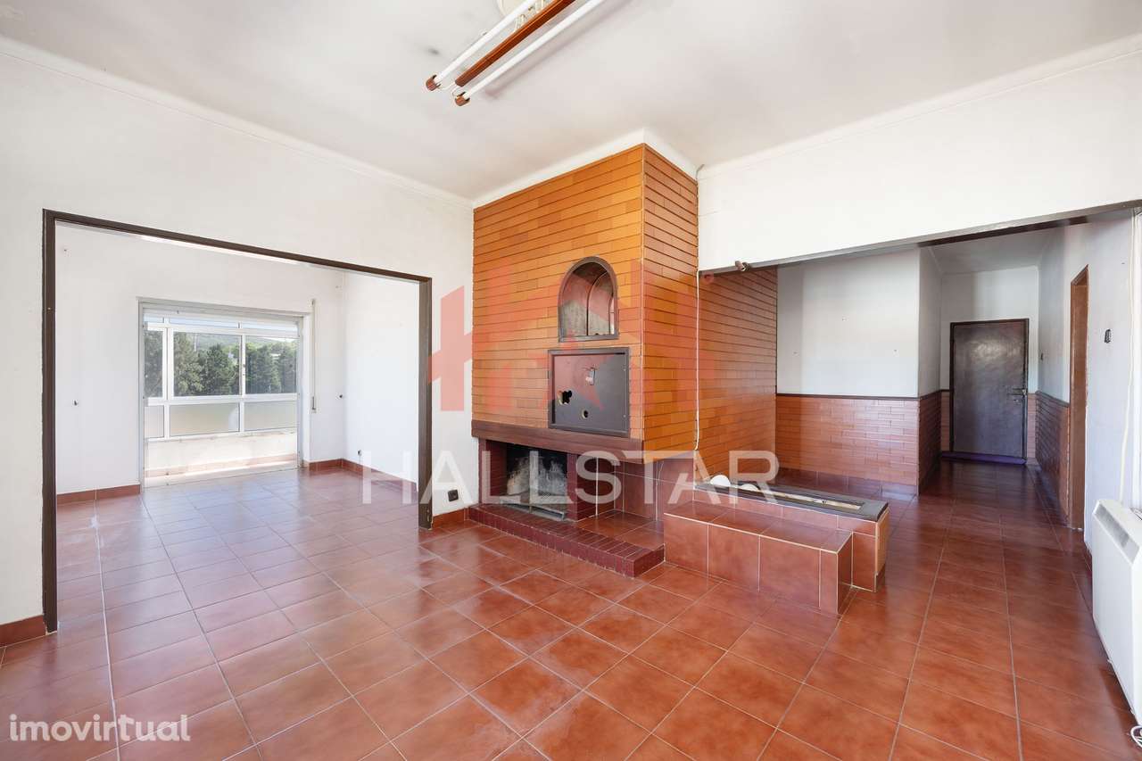 Apartamento T4 / Possibilidade de fracionar / Porto de Mós - Grande imagem: 2/60