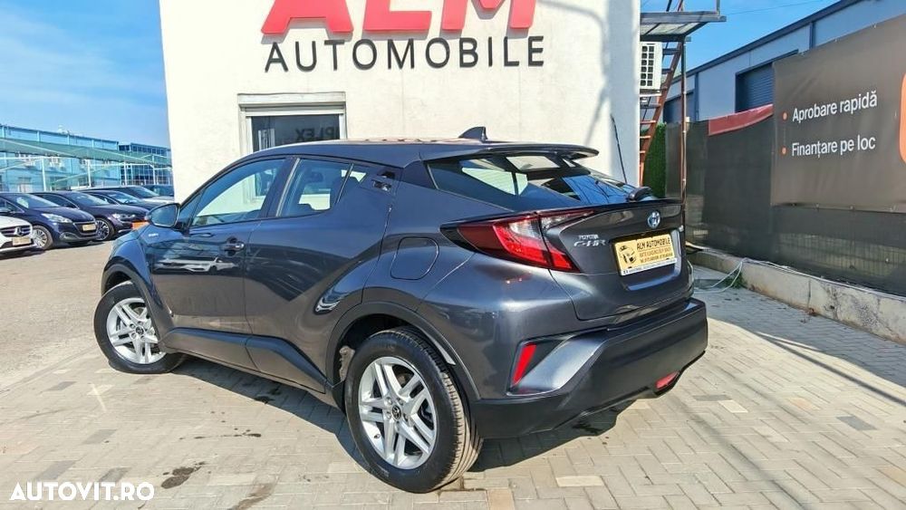 Toyota C-HR - 9