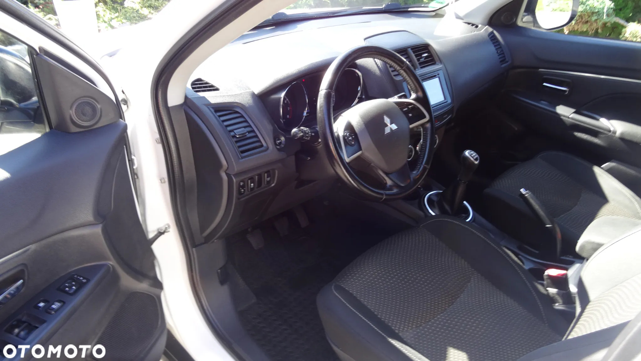 Mitsubishi ASX 1.6 2WD Edition - 11