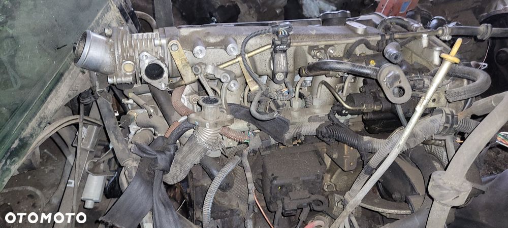 SILNIK SŁUPEK ALFA ROMEO 147 1,9 JTD - 3