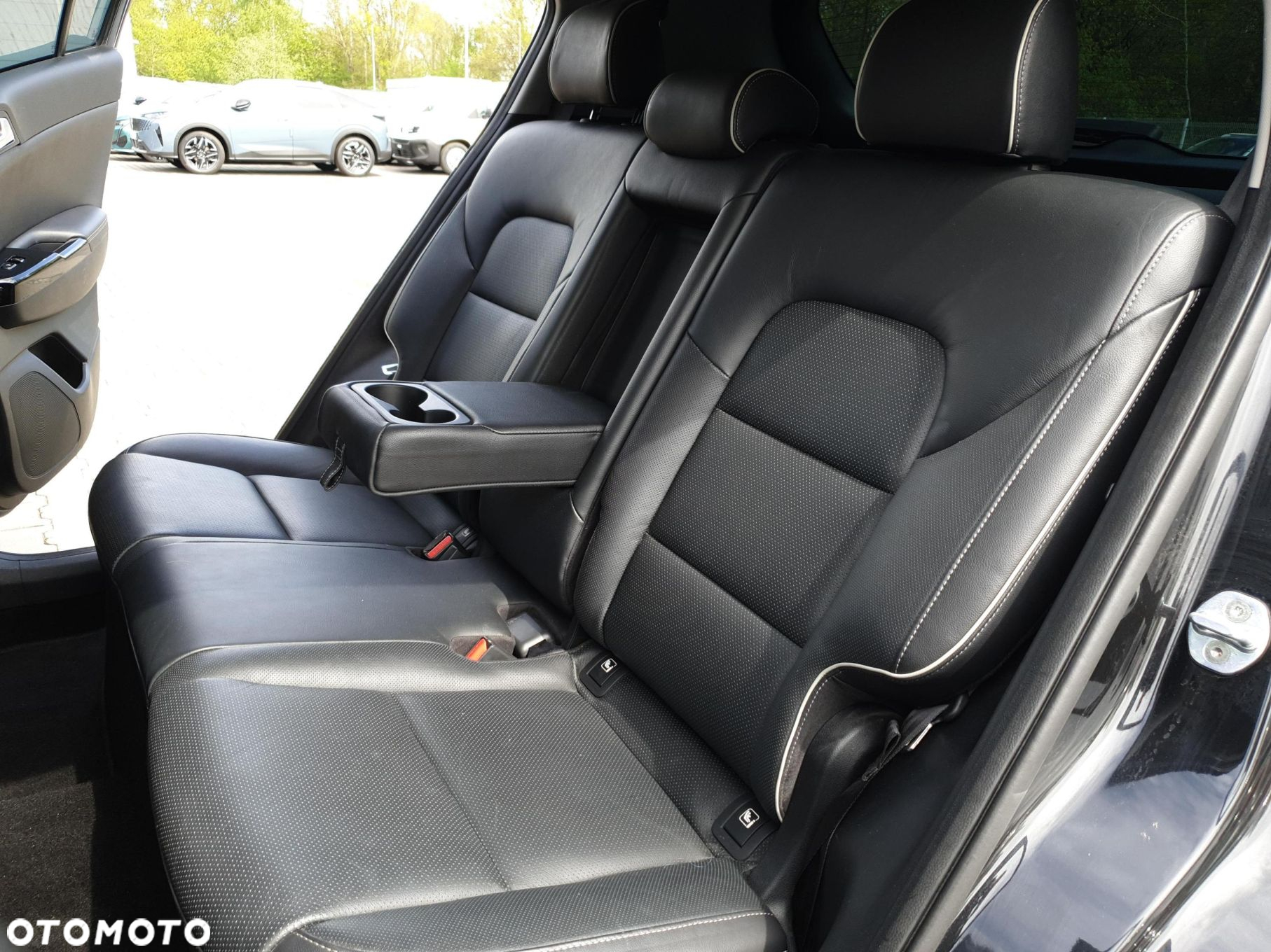 Kia Sportage - 14