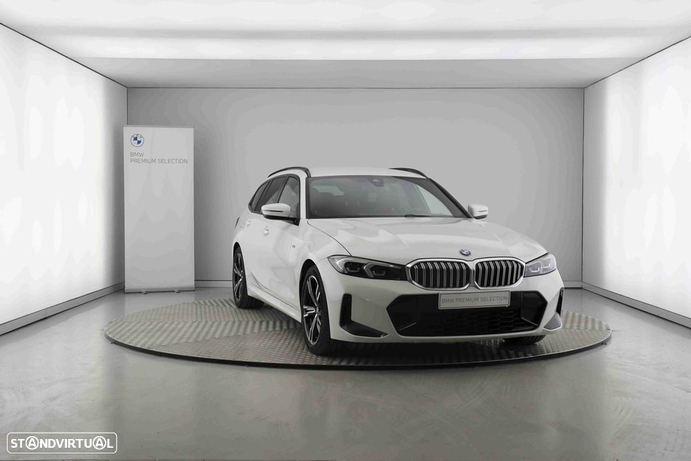 BMW 320 d Touring Pack Desportivo M Auto - 2
