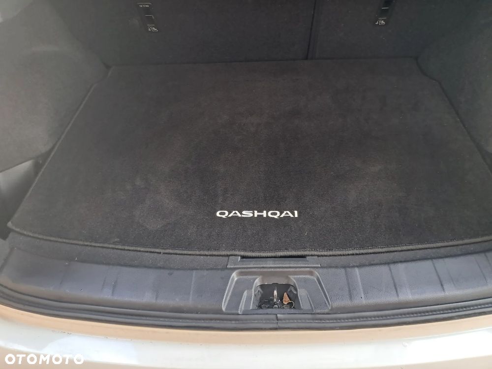 Nissan Qashqai 1.3 DIG-T N-Motion - 20