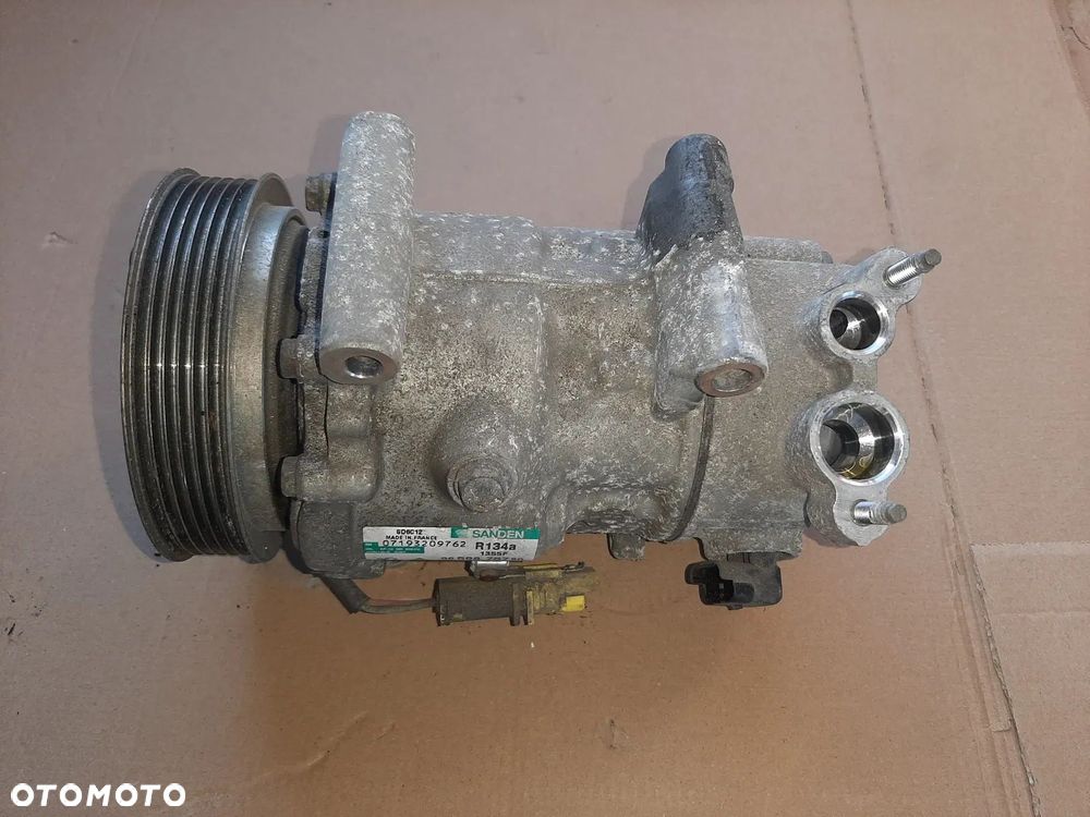 207 CC pompa klimatyzacji sprężarka 1,6VTI 207 308 C3 II Peugeot - 1
