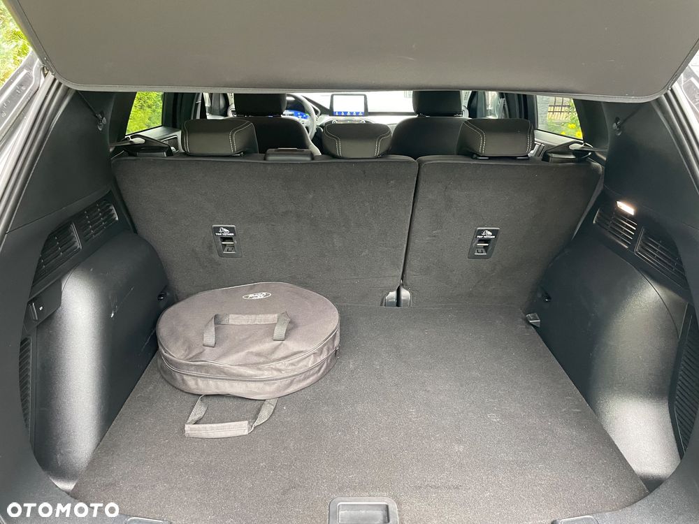 Ford Kuga - 14