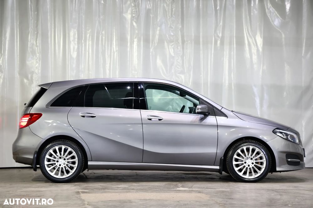 Mercedes-Benz B 180 BlueEfficiency - 38