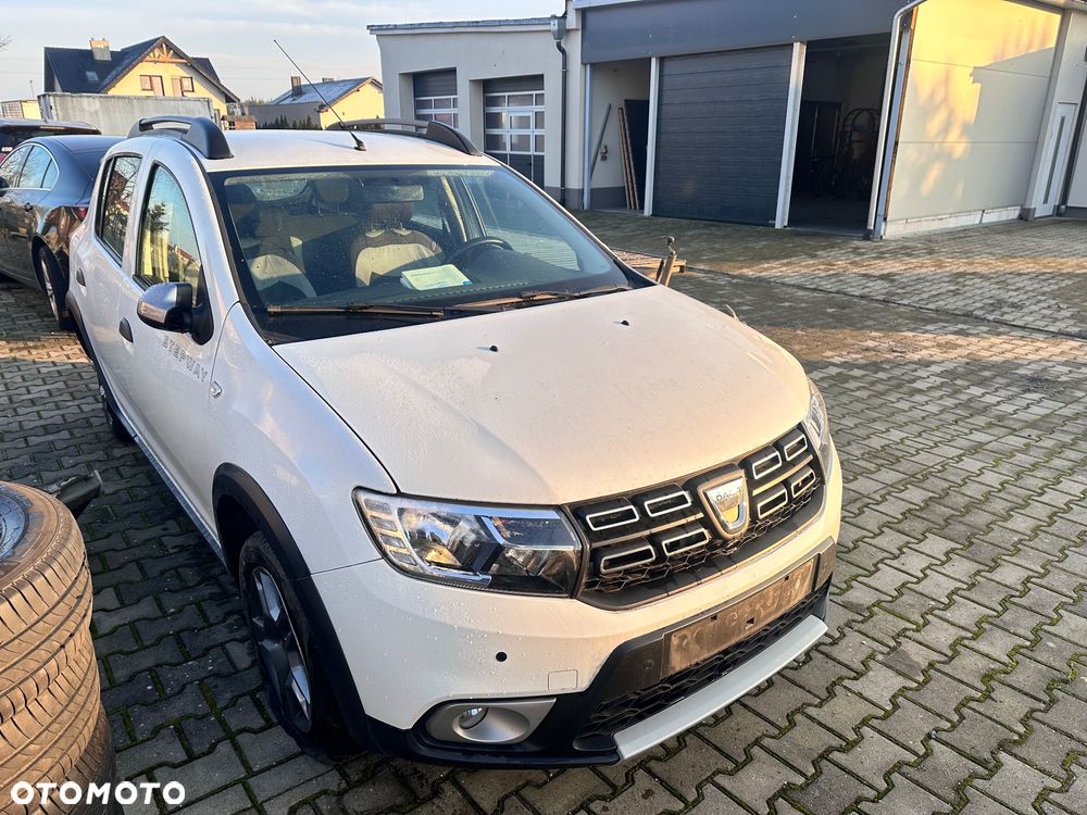 Dacia Sandero Stepway Blue dCi 95 Prestige - 1