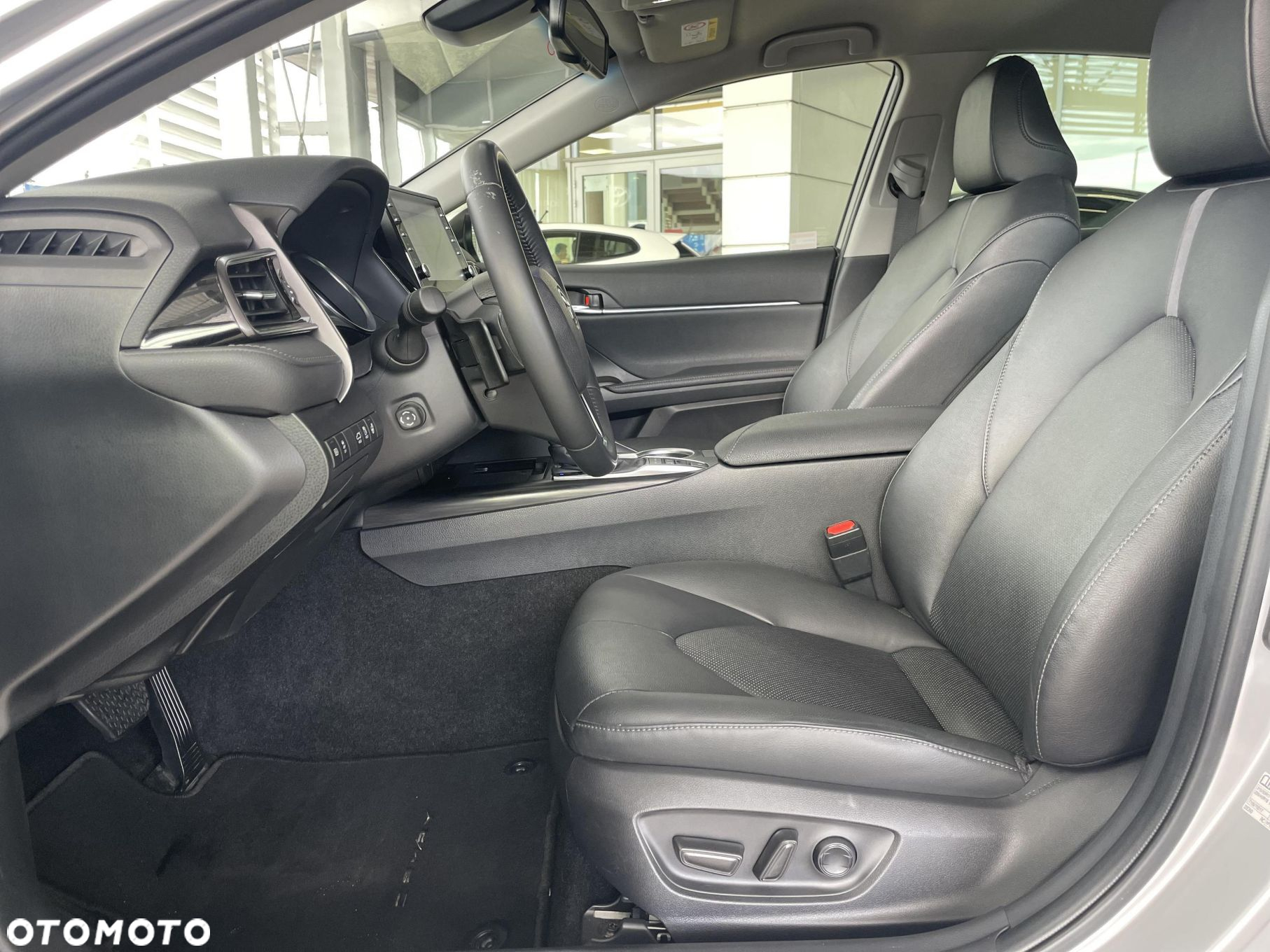 Toyota Camry - 15