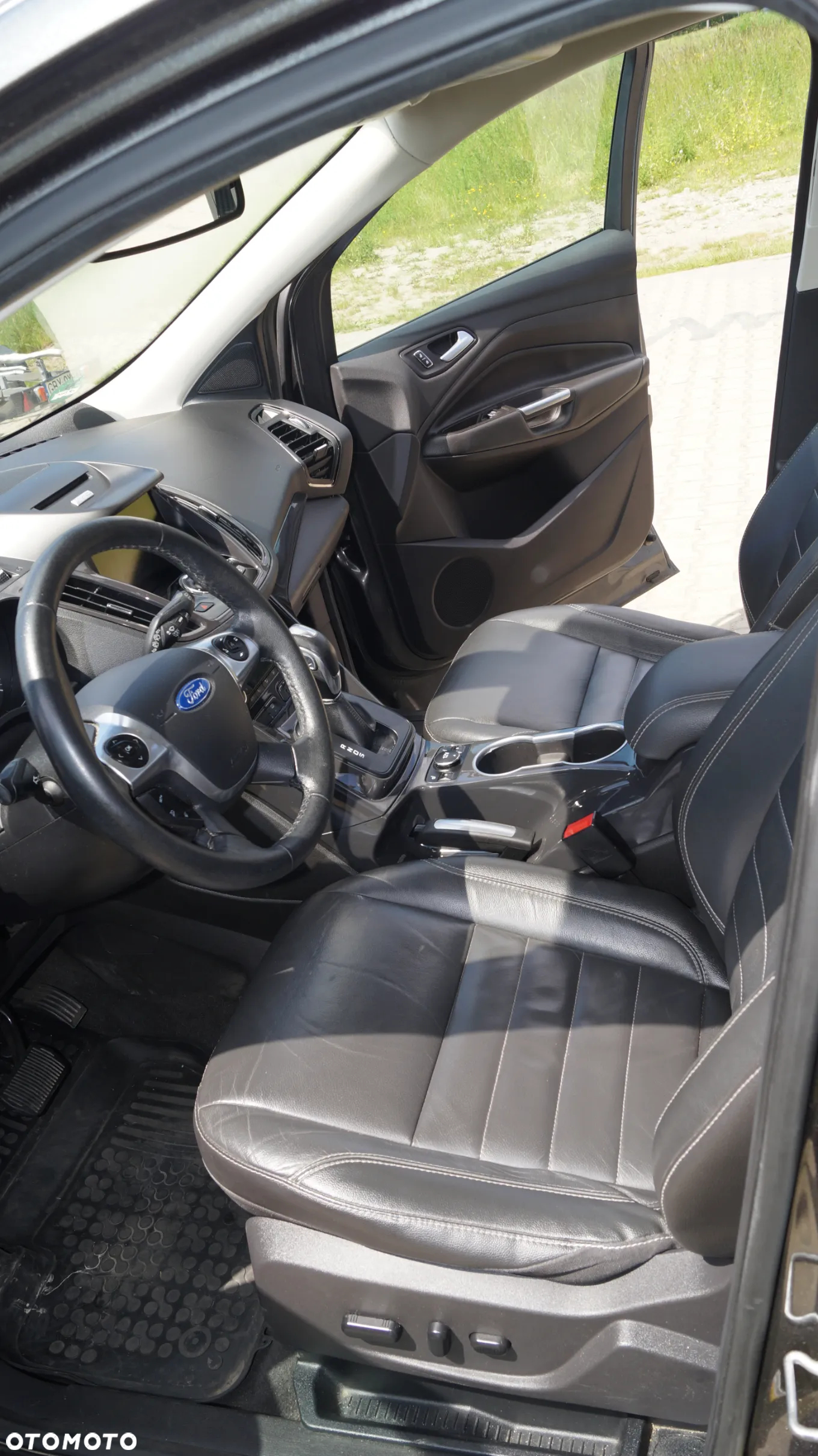 Ford Escape 2.0 EcoBoost AWD Titanium - 8
