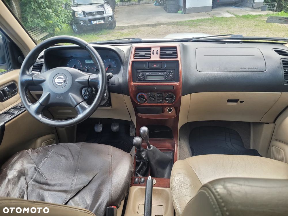 Nissan Terrano 3.0 Di Luxury - 10