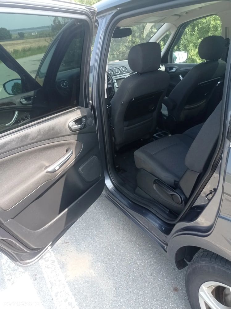 Ford Galaxy 2.0 TDCi Ghia - 4