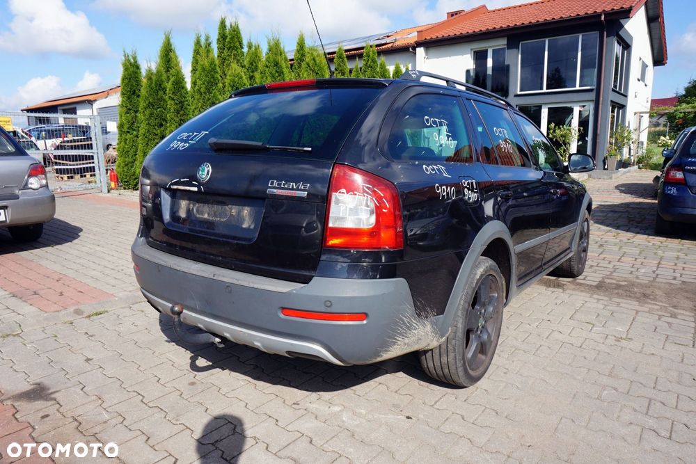 SKODA OCTAVIA II 1Z5 LIFT KOMBI 2010 9910 2.0 TDI BMM 140KM KXV 4X4 CZARNY na części - 5