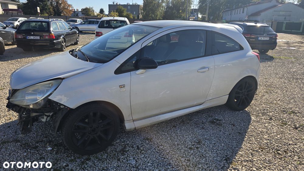 Opel Corsa 1.4 16V Sport - 1