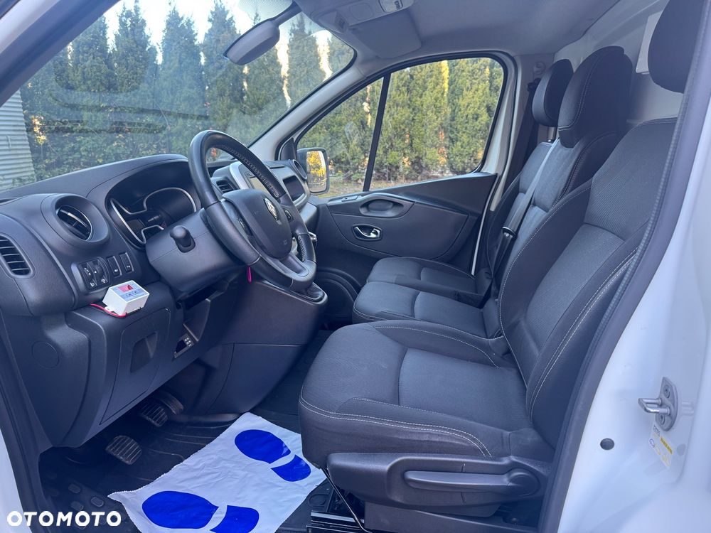 Renault Trafic - 28