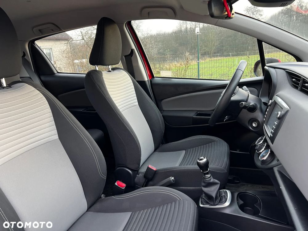 Toyota Yaris 1.5 Premium - 12