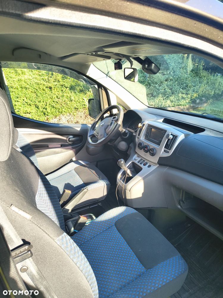Nissan NV200 - 10