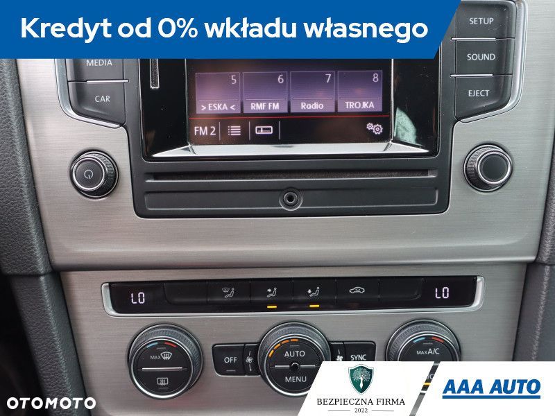 Volkswagen Golf - 14