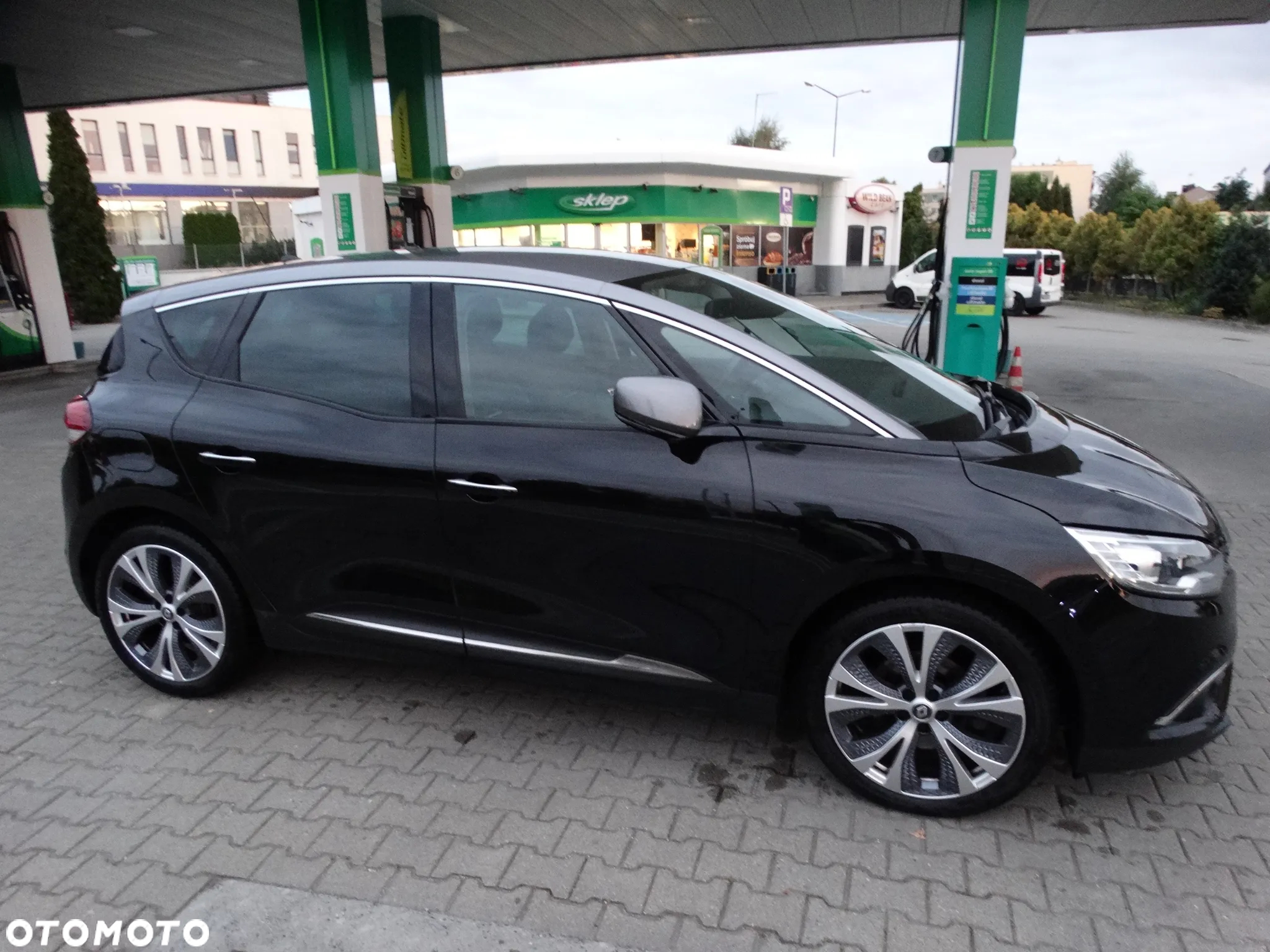 Renault Scenic dCi 110 Hybrid Assist Business - 2