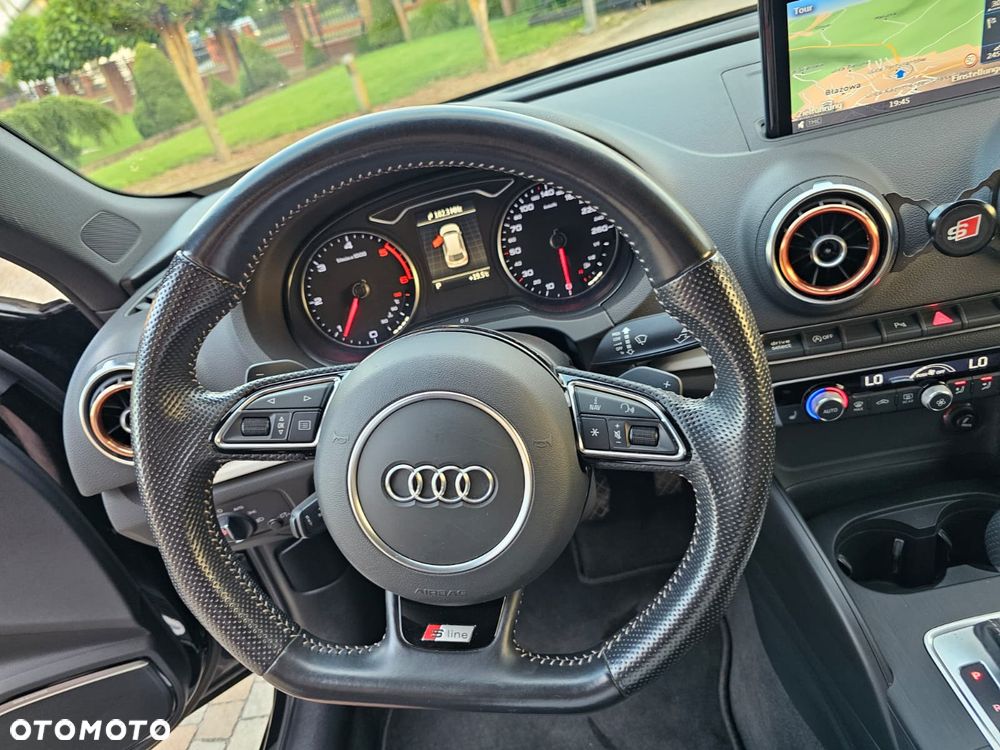 Audi A3 Sportback 2.0 TDI (clean diesel) quattro S tronic S line Sportpaket - 36