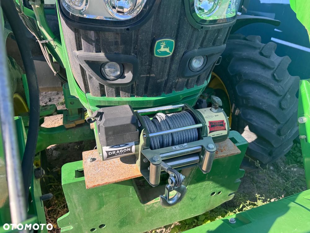 John Deere 6110M - 4