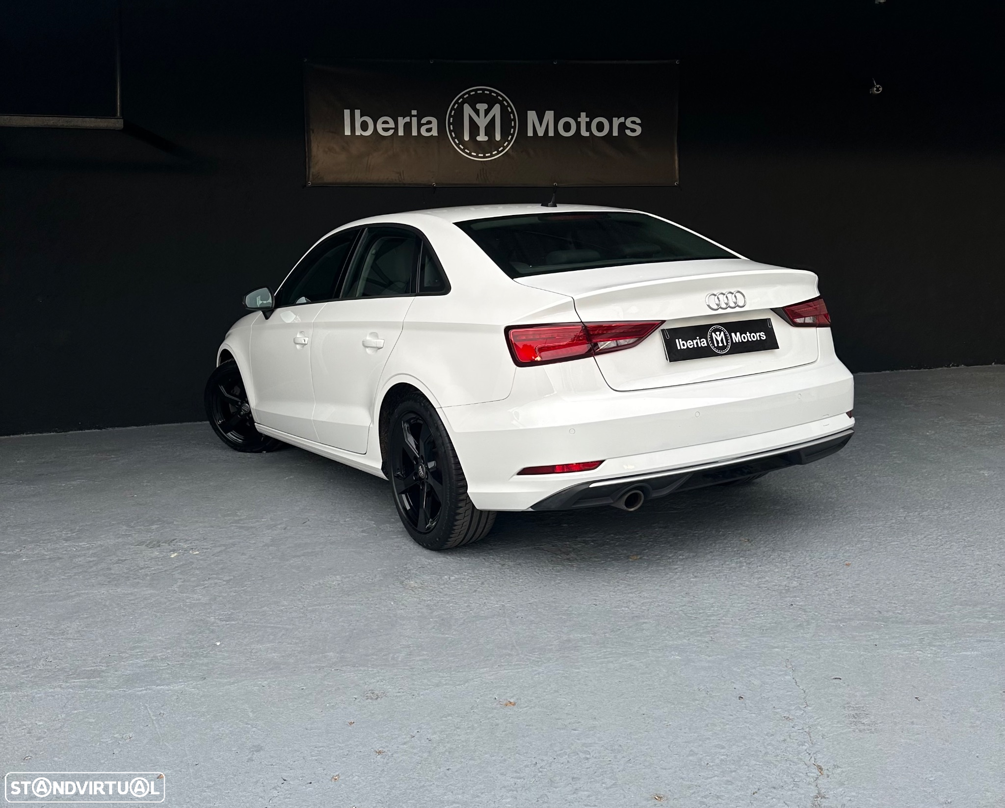 Audi A3 Limousine 30 TFSI Design - 7