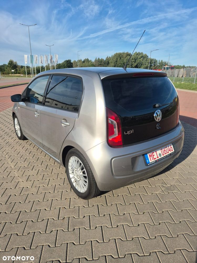 Volkswagen up! - 5
