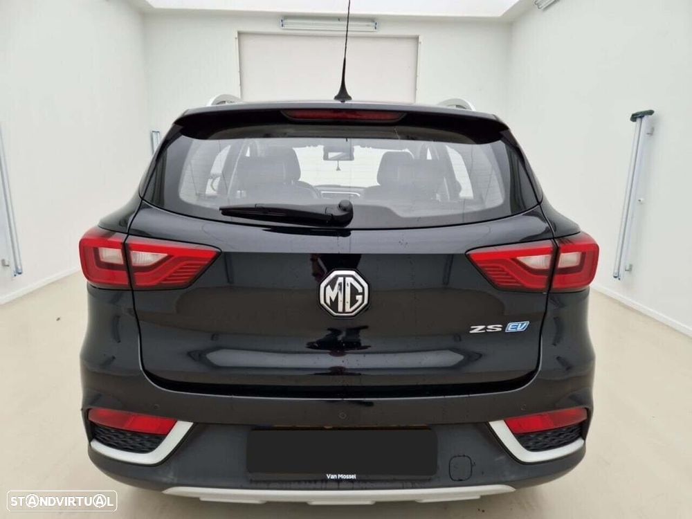 MG ZS - 4