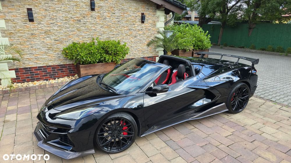 Chevrolet Corvette - 23