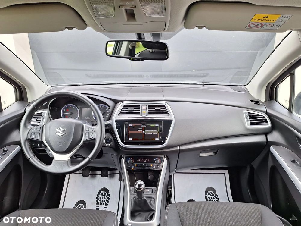 Suzuki SX4 S-Cross 1.0 T Premium 4WD - 9