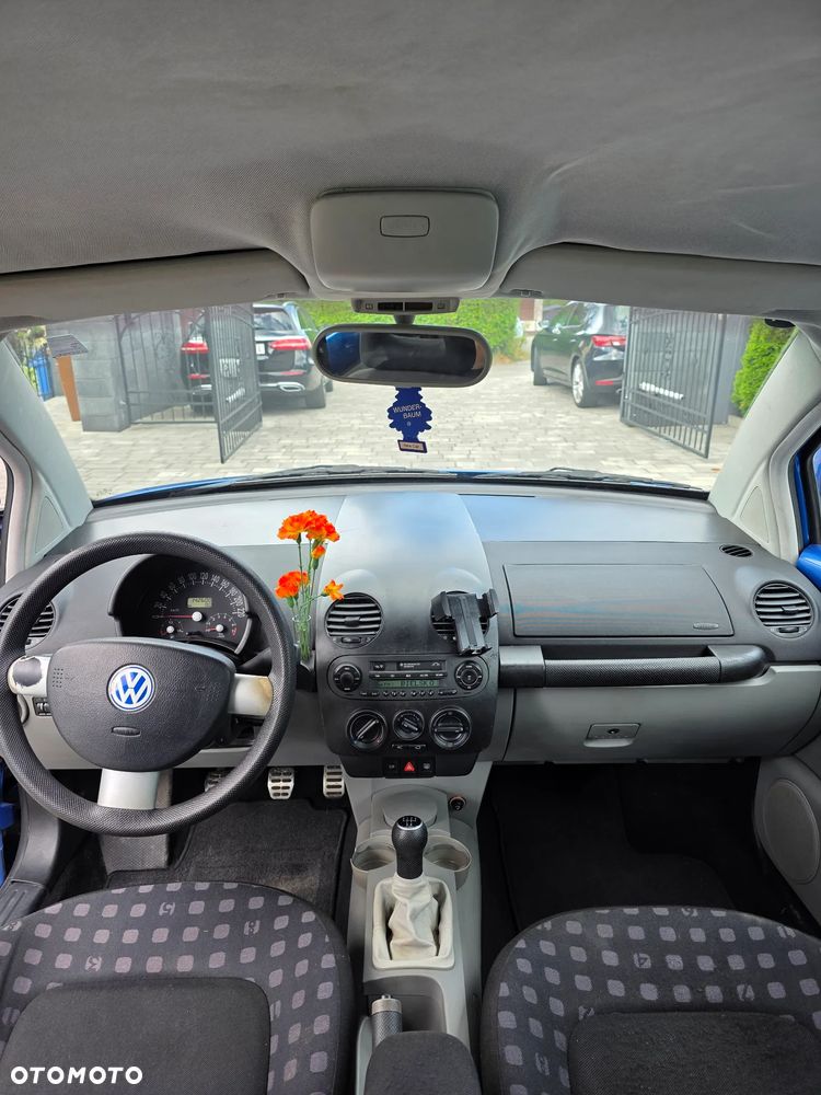 Volkswagen New Beetle 2.0 - 7
