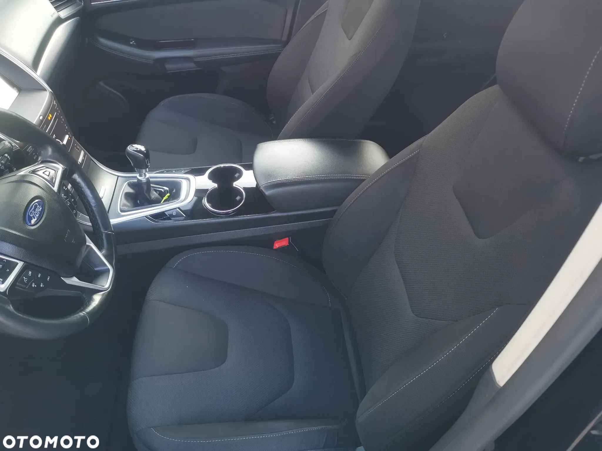 Ford S-Max 2.0 EcoBlue Titanium - 9