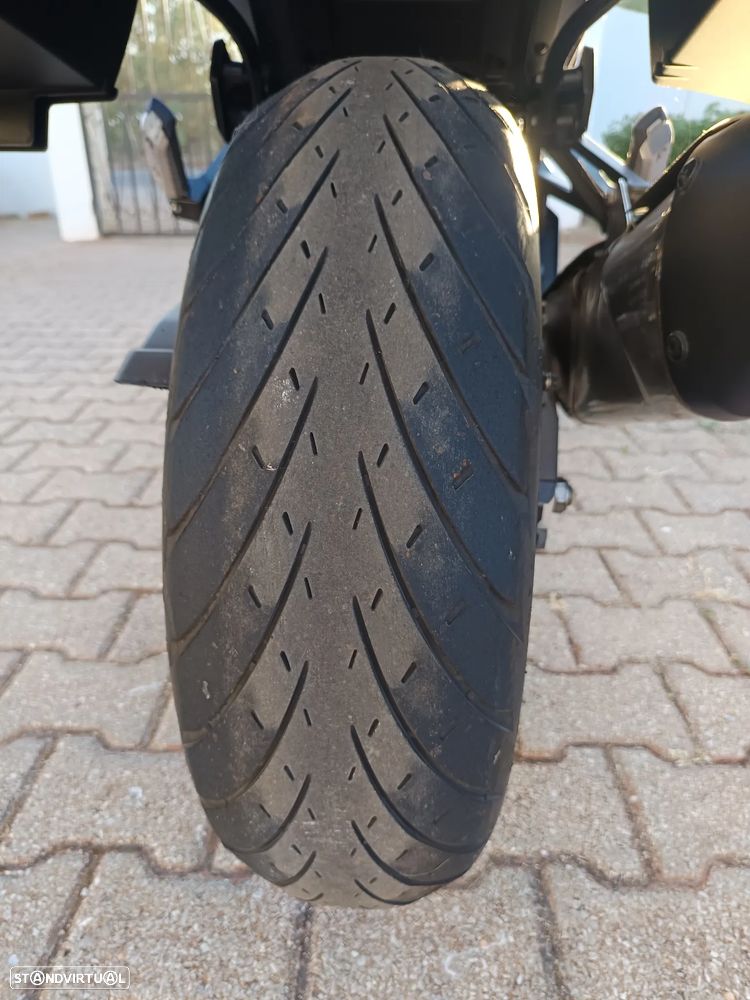 Honda NT 1100 - 9